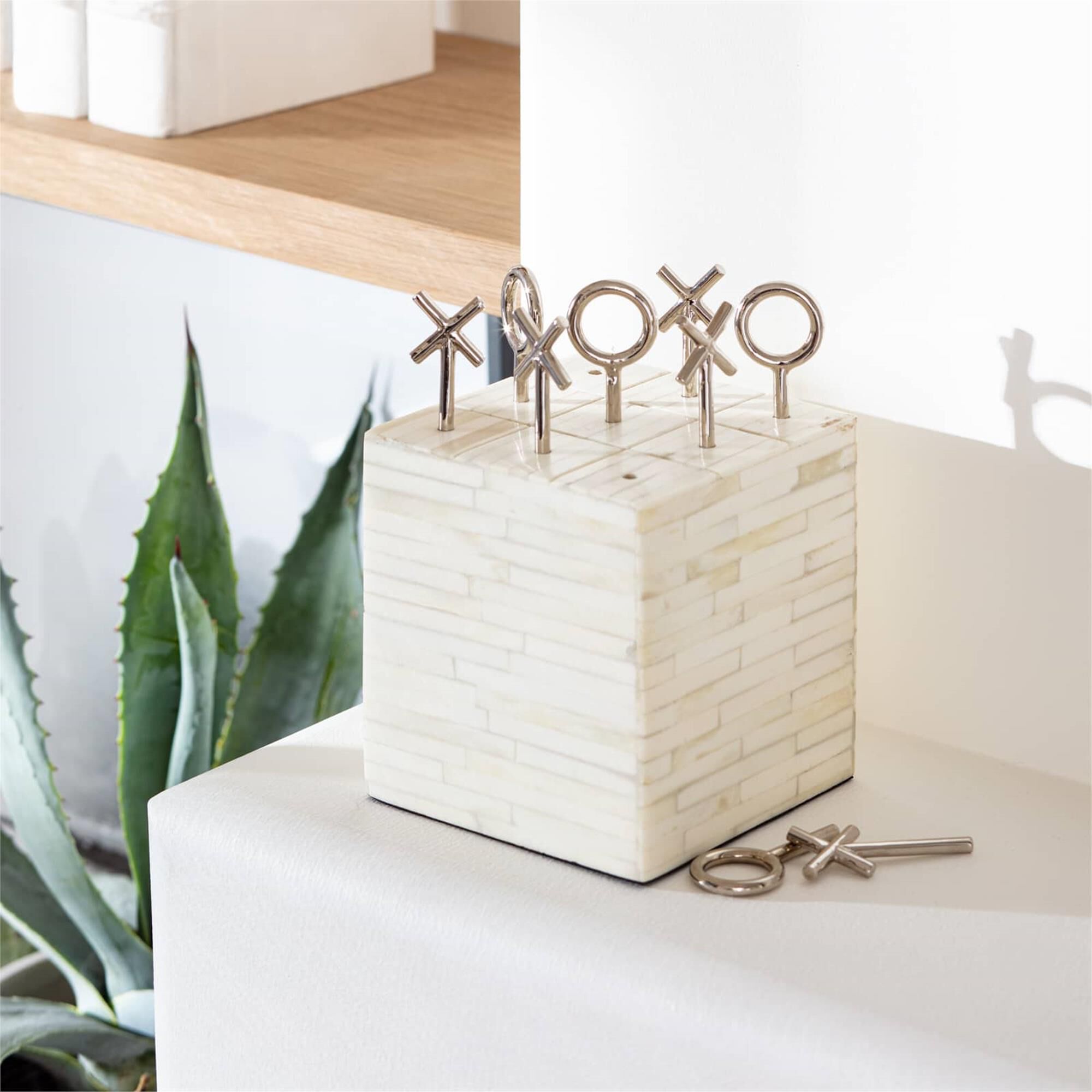 Tic Tac Toe 4 Inch Decorative Board Game